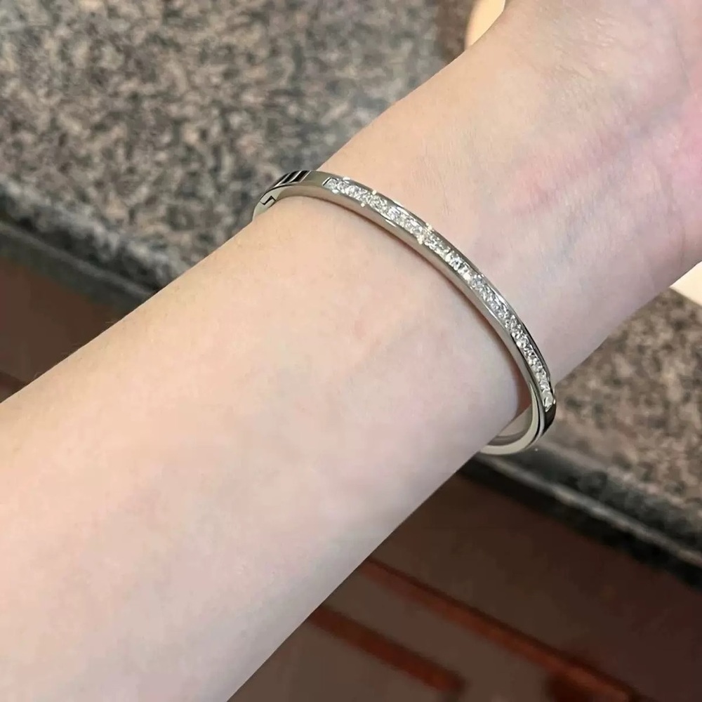 Modern Titanium Steel Full Eternity Crystal Pavé Bangle - Silver Tarnish-Free